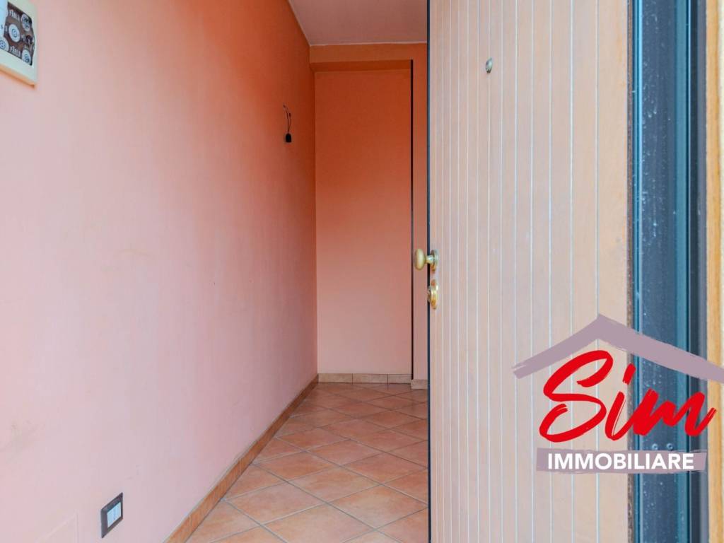 Appartamento a Novara in Viale Giulio Cesare, 160 - Foto 2