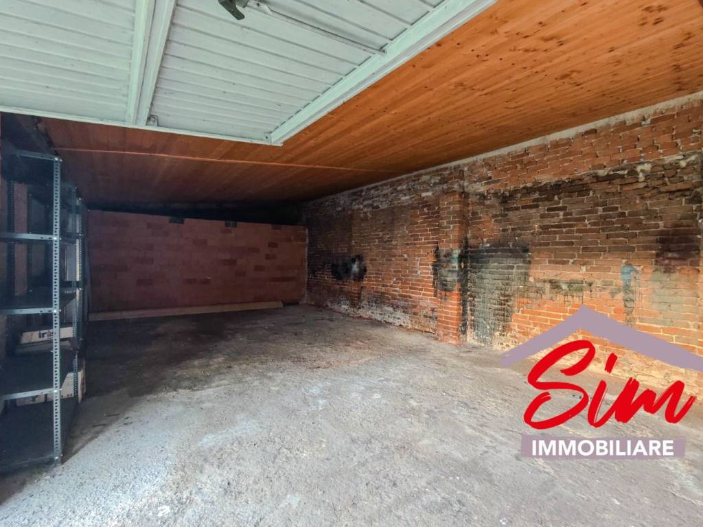 Box / garage a Novara in Via Fratelli Cervi - Foto 5