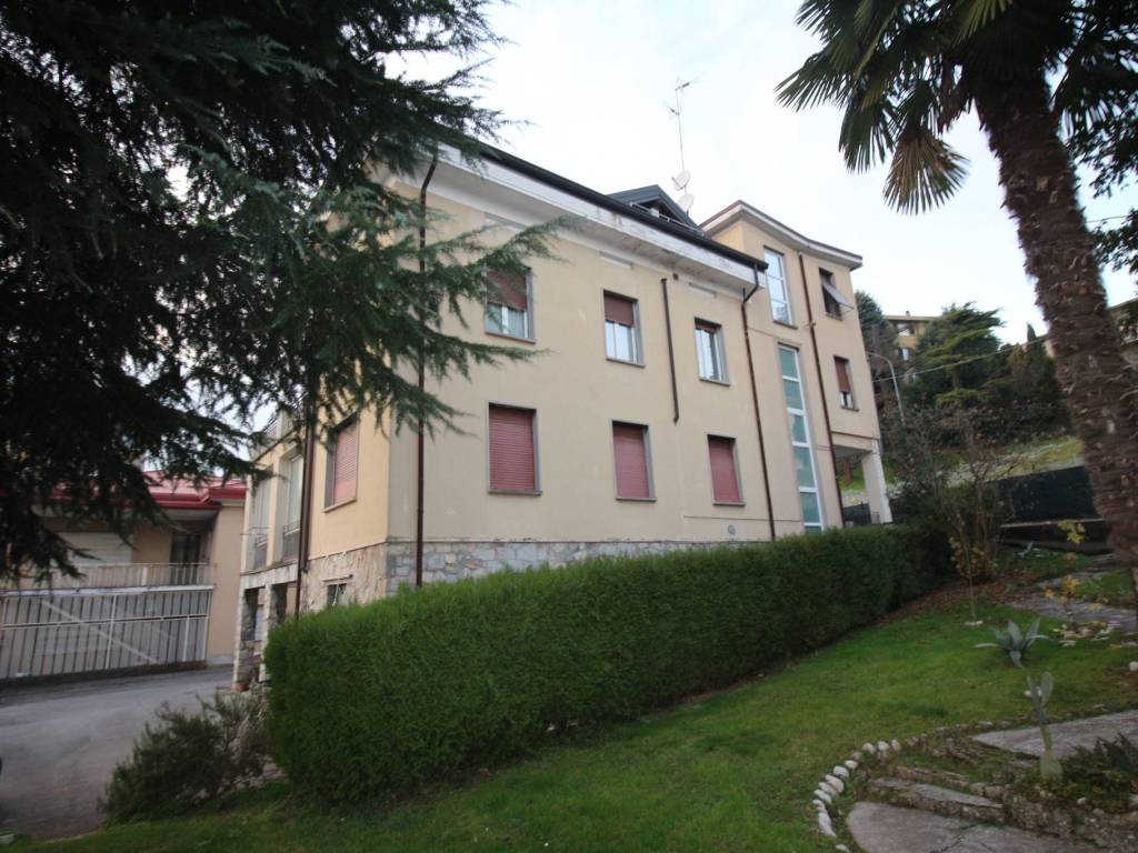 Appartamento a Bulciago in Via Dante Alighieri - Foto 2