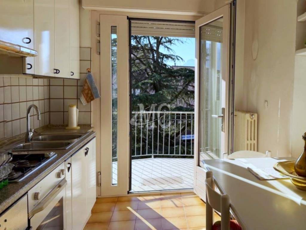 Appartamento a Rovereto in Via Camillo Cavour, 64 - Foto 3