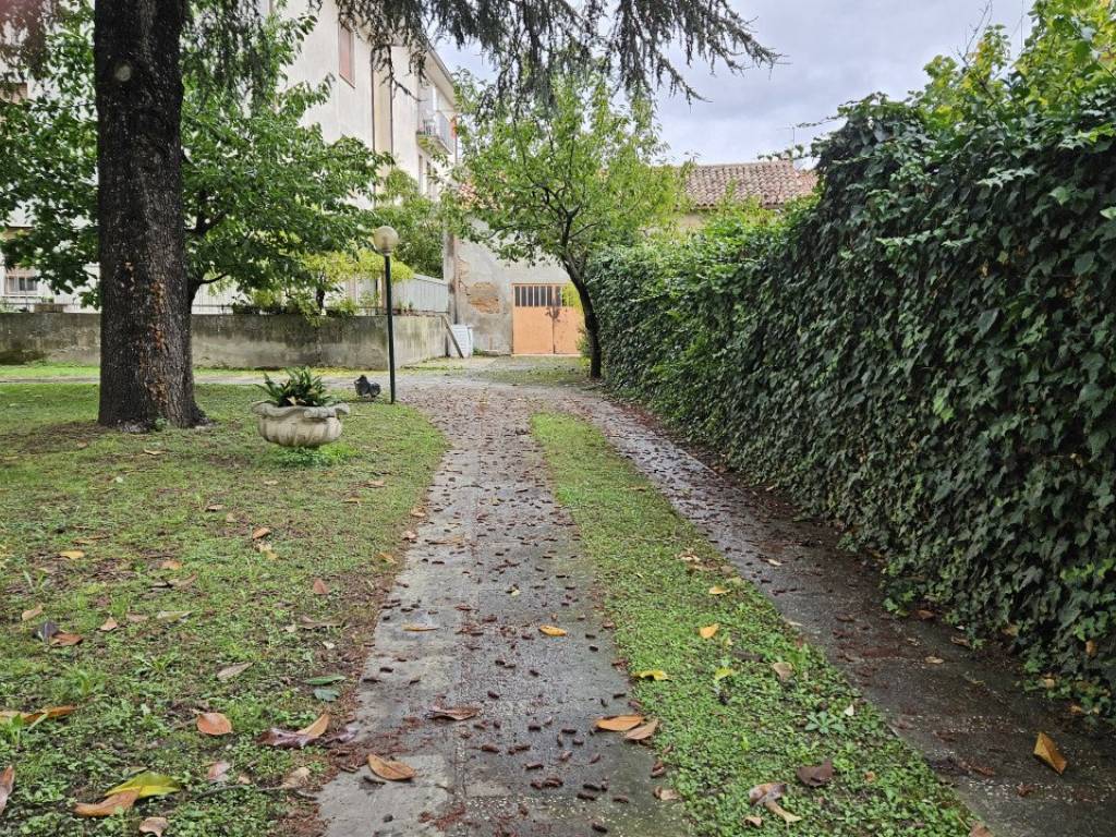 Appartamento a Este in Via C. B Cavour n. 79 Este - Foto 5