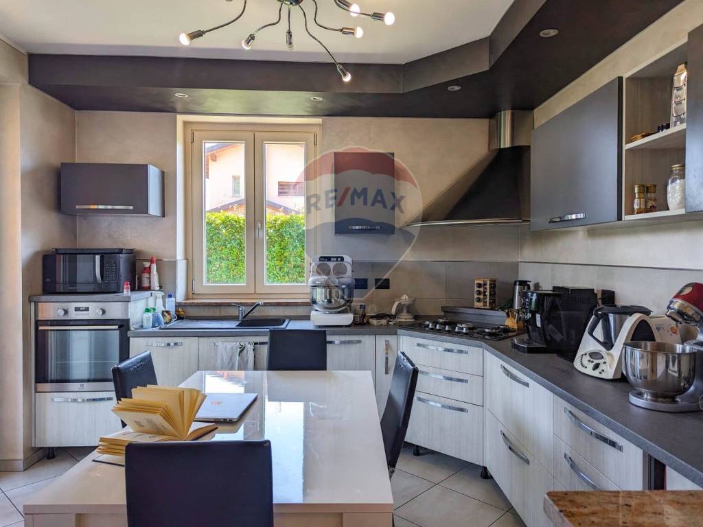 Villa a Bernezzo in Via Don B. Dalmasso, 43 - Foto 4