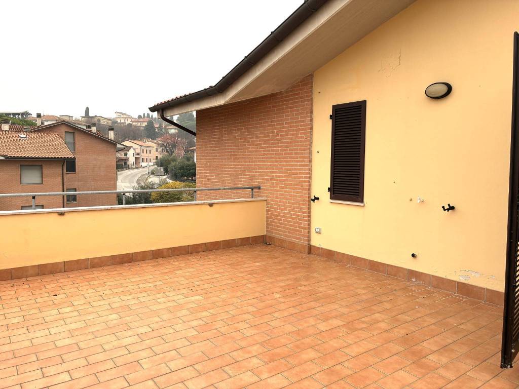 Appartamento a Monte san vito in Viale Martiri della Resistenza, 52 - Foto 4