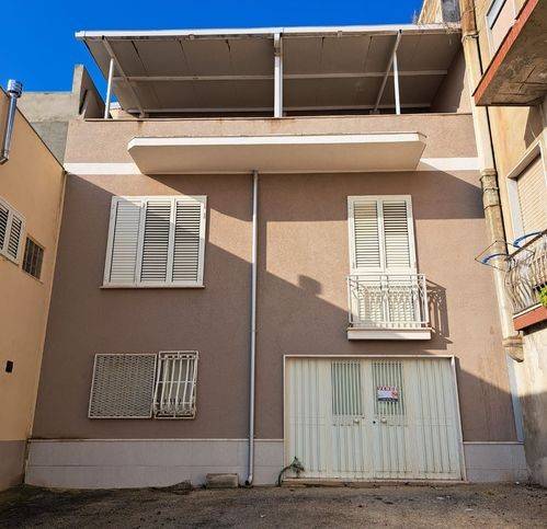 Villa a Pachino in Via Ciro Menotti - Foto 2