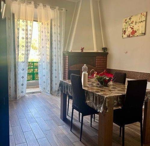 Appartamento a Monte romano in Via Camillo Benso Conte Di Cavour 24 - Foto 2