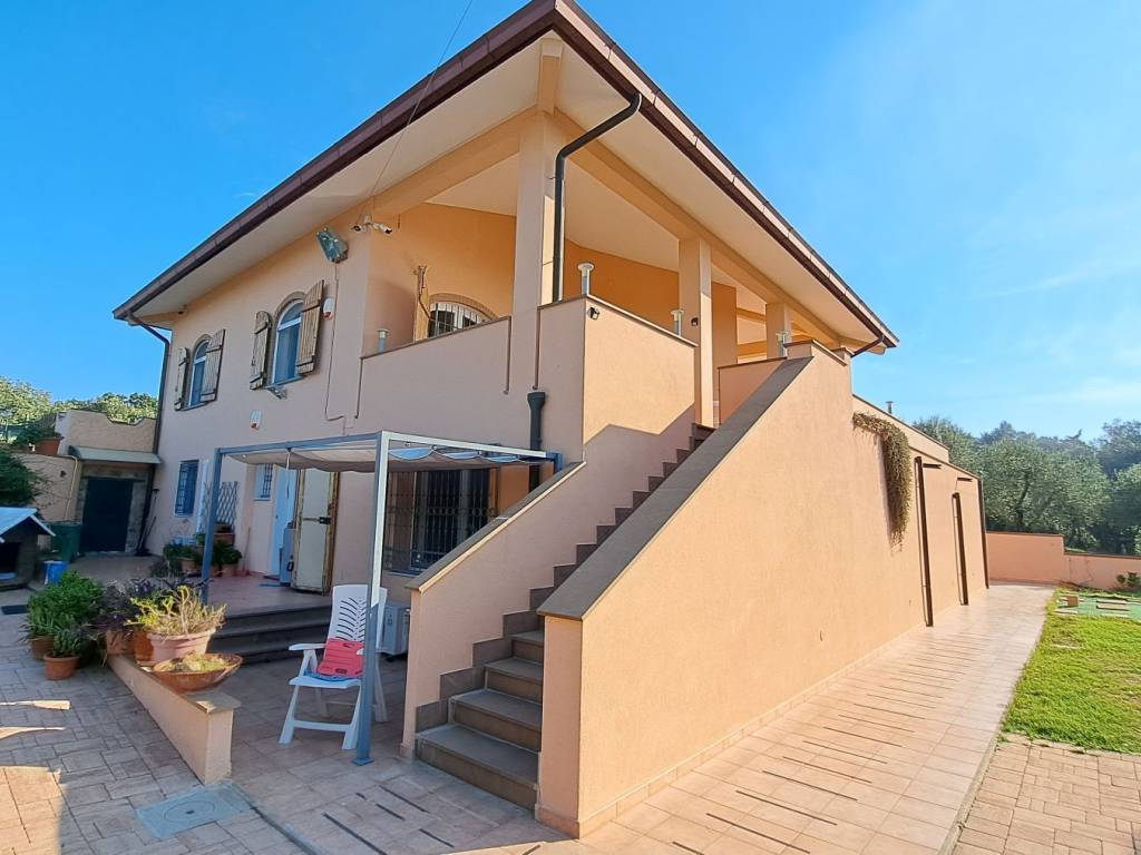 Villa a Rosignano marittimo in Località Col di Leccio - Foto 3