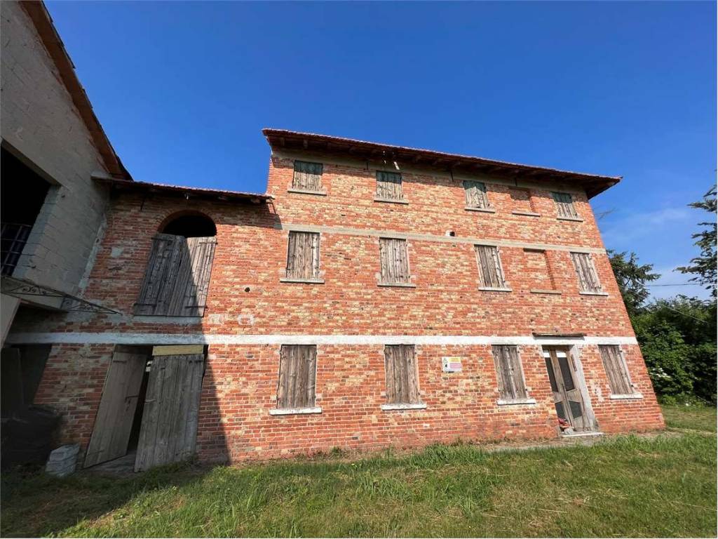 Rustico / casale a Prata di pordenone in Via Ghirano, 44 - Foto 2