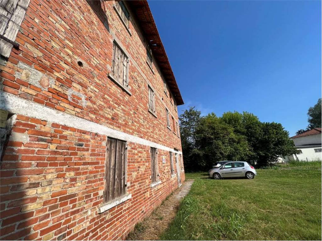 Rustico / casale a Prata di pordenone in Via Ghirano, 44 - Foto 3