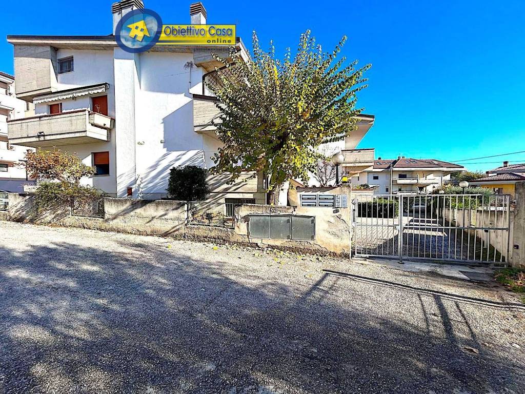 Casa indipendente a Teramo in via ignazio silone, 19 - Foto 2
