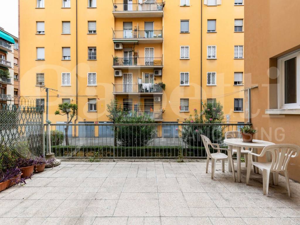 Appartamento a Bologna in Via Valdossola, 20 - Foto 2