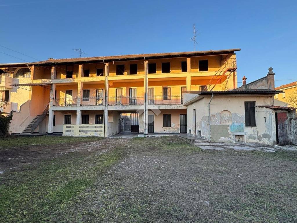 Villa a Bellinzago novarese in Pietro Mascagni, 8 - Foto 2