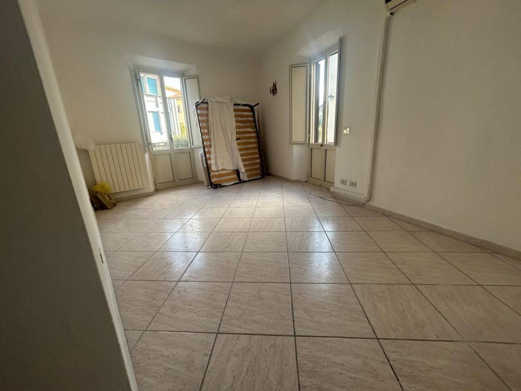 Appartamento a Livorno in Via Bonaini - Foto 3