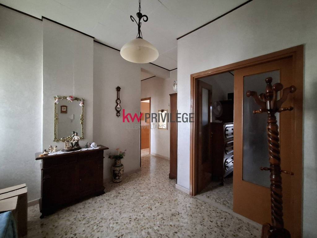 Appartamento a Brindisi in Via del Lavoro, 30 - Foto 4