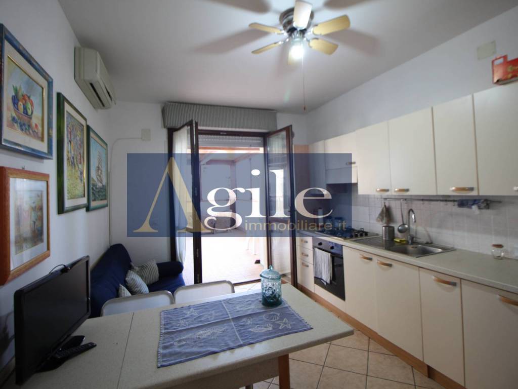 Appartamento a Alba adriatica in via s. de santis - Foto 5