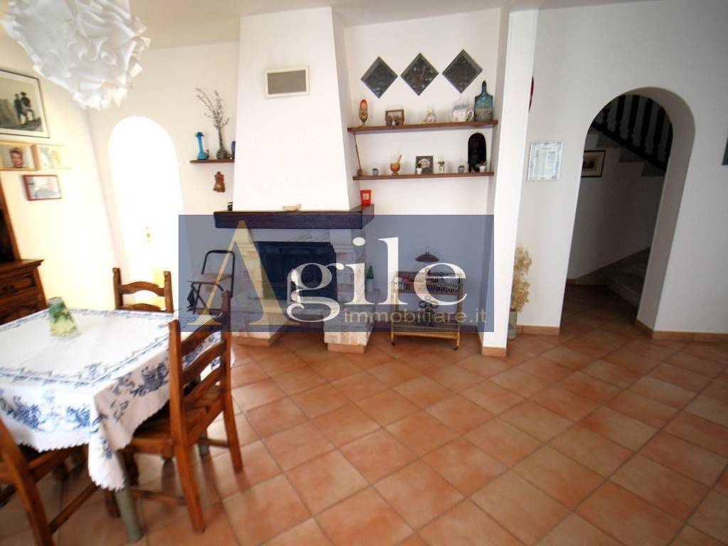 Casa indipendente a Colli del tronto in CONTRADA SALARIA INFERIORE - Foto 4
