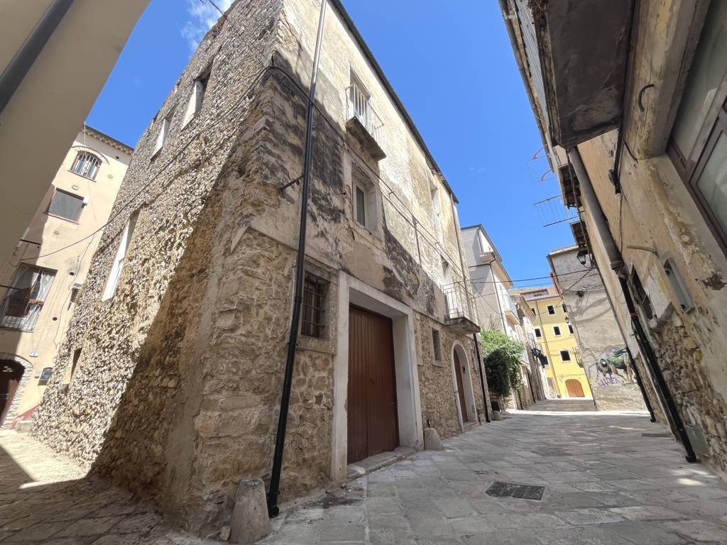 Palazzo / stabile a Fondi in Via Olmo Perino - Foto 2