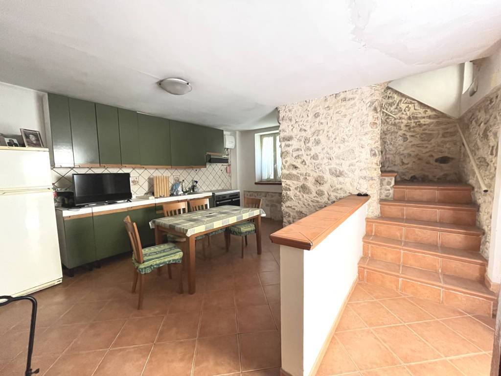 Palazzo / stabile a Fondi in Via Olmo Perino - Foto 5