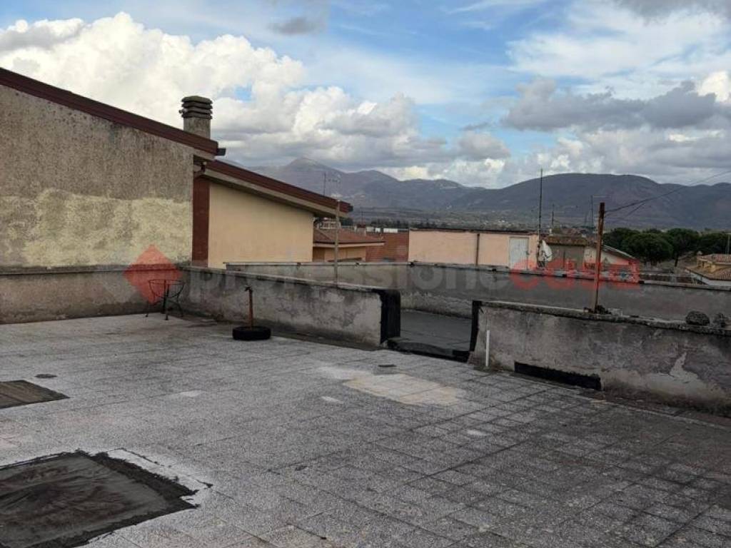 Appartamento a Guidonia montecelio in Via dei Narcisi, 29 - Foto 4