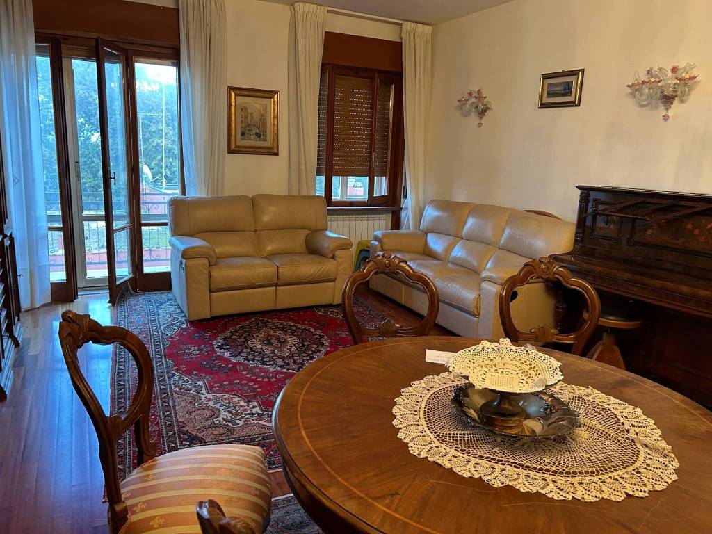 Appartamento a Loreto in Via Dante Alighieri, 31 - Foto 4