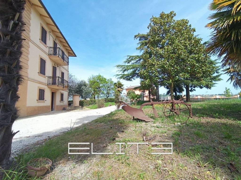Casa indipendente a Osimo in SAN BIAGIO - Foto 4