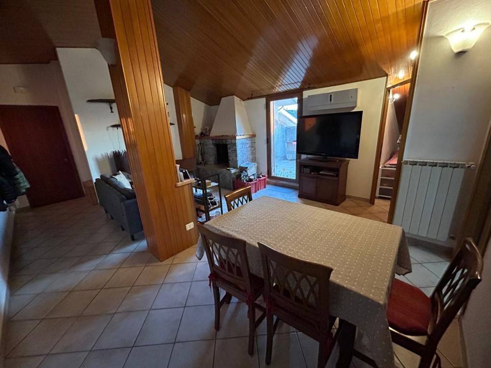 Appartamento a Trecastelli in Via Croce - Foto 4