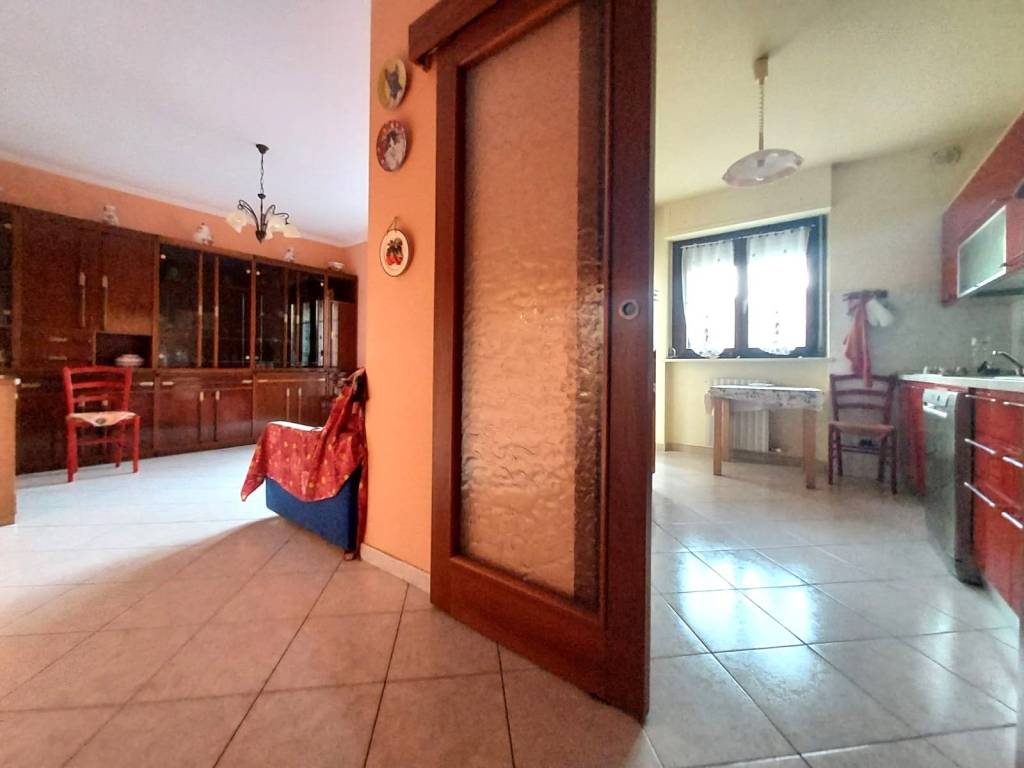 Appartamento a Carmagnola in Via Michele Magone - Foto 2