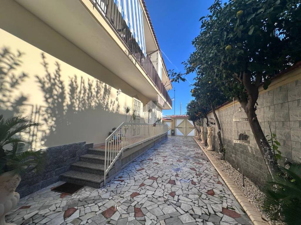 Appartamento a Cardito in Via Martiri delle Foibe, 6 - Foto 2