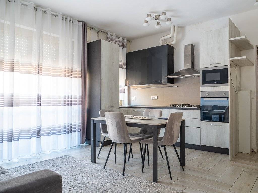 Appartamento a Voghera in Via Franco Furini - Foto 2