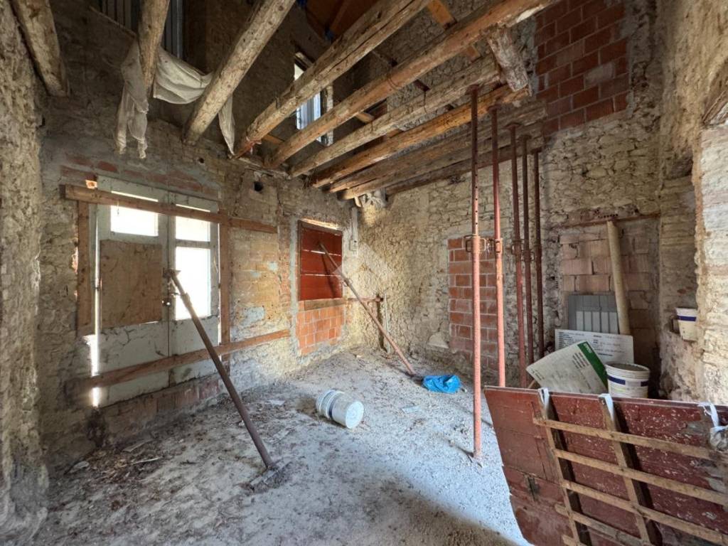 Rustico / casale a Vittorio veneto in Via Borghel - Foto 2