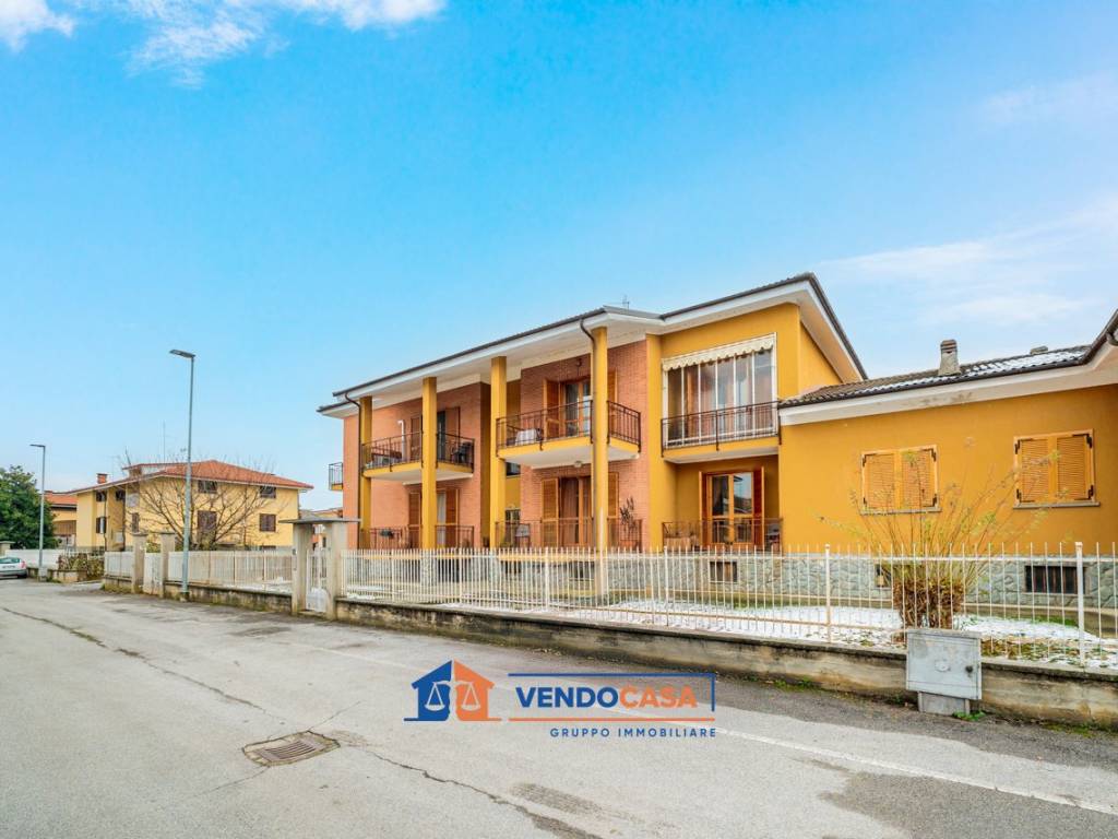 Appartamento a Bene vagienna in Via 25 Aprile, 11 - Foto 2