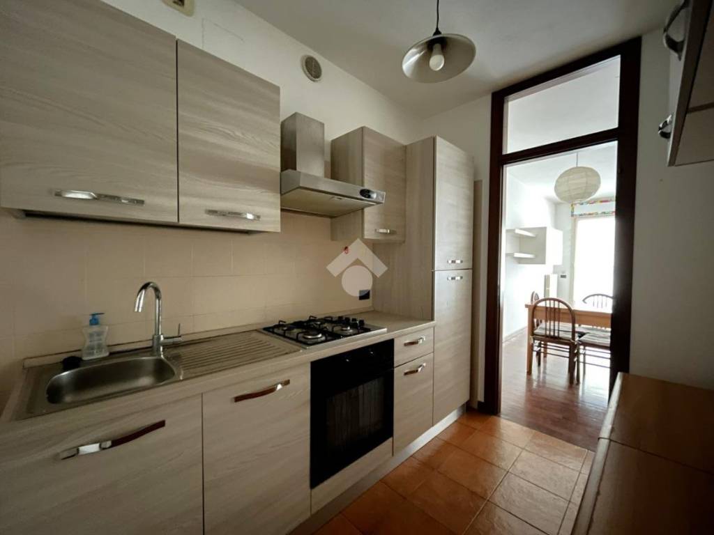 Appartamento a Lecco in Via Raffaello Sanzio, 5 - Foto 2