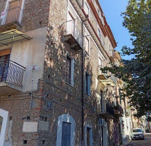 Appartamento a Lamezia terme in Via Volturno - Foto 2
