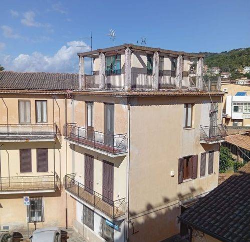 Appartamento a Lamezia terme in Via Volturno - Foto 3