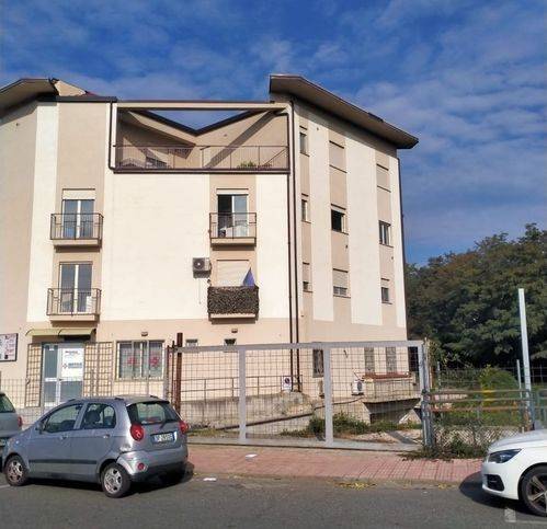 Appartamento a Lamezia terme in Via Aldo Moro 6 -/A - Foto 2