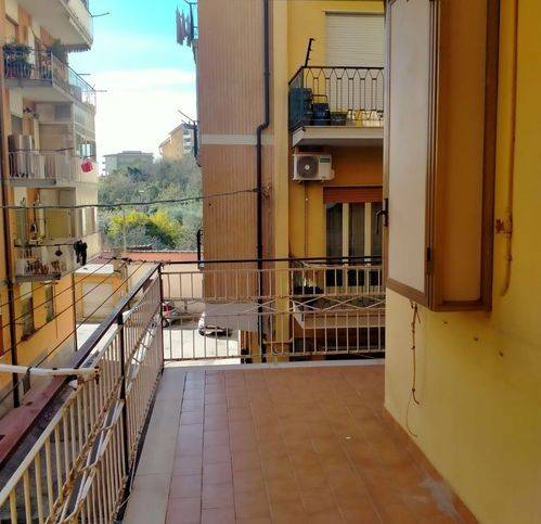 Appartamento a Lamezia terme in Via Enrico Toti - Foto 3