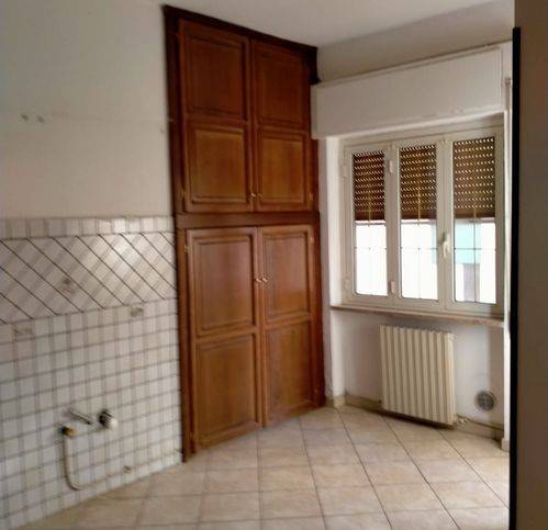 Appartamento a Lamezia terme in Via Enrico Toti - Foto 4