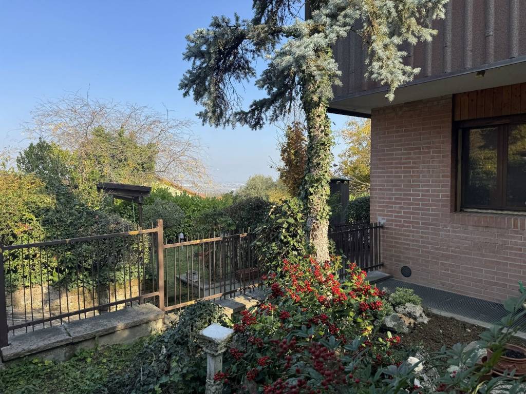 Villa a Castel san pietro terme in Via Picchio, 4 - Foto 2