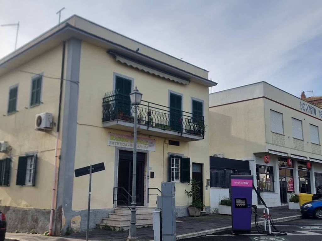Immobile a Santa marinella in Piazza Civitavecchia, 25 - Foto 2