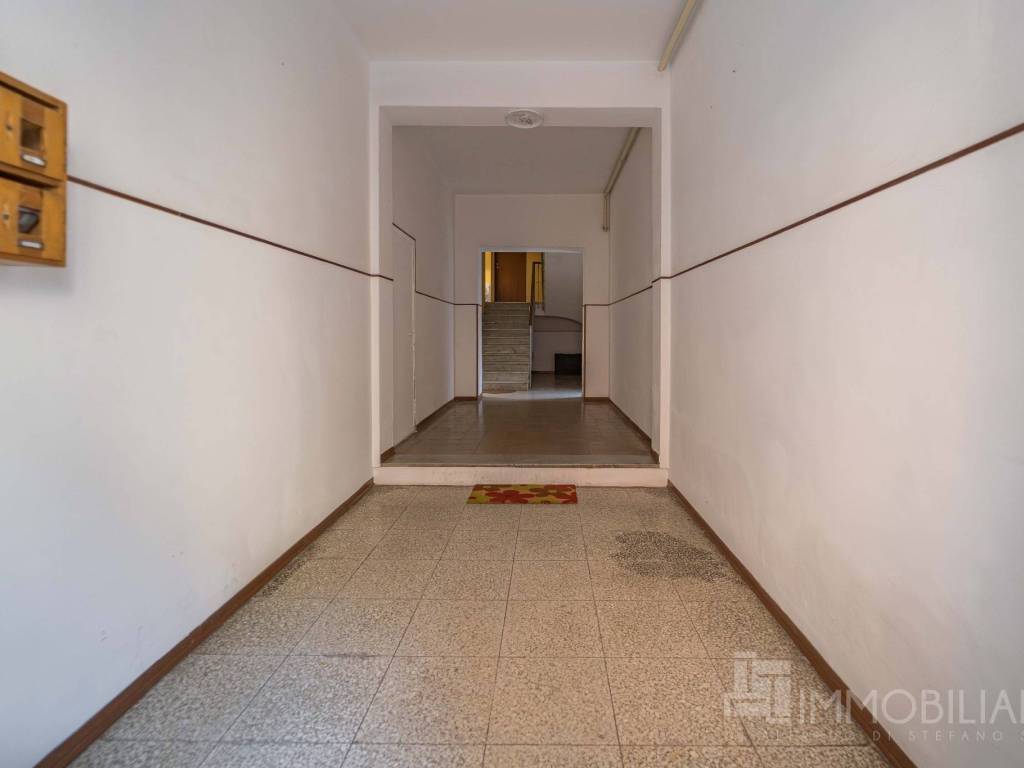 Appartamento a Grottaferrata in Via Gregorio di Tuscolo, 43 - Foto 2