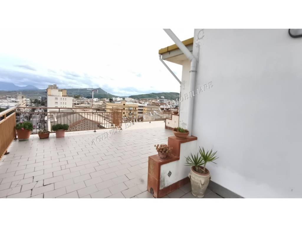 Attico / mansarda a Alcamo in Viale Europa, 77 - Foto 4