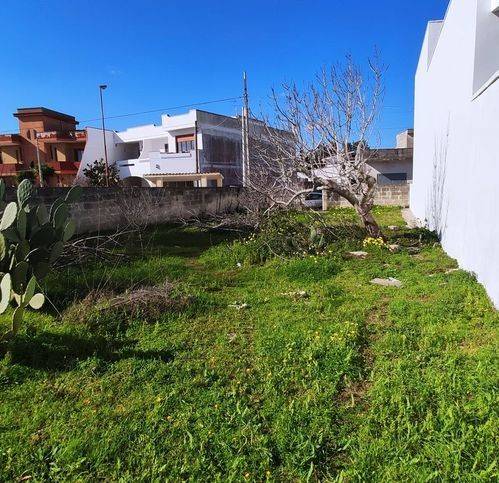 Terreno a Soleto in Via Ciro Menotti 6 - Foto 3