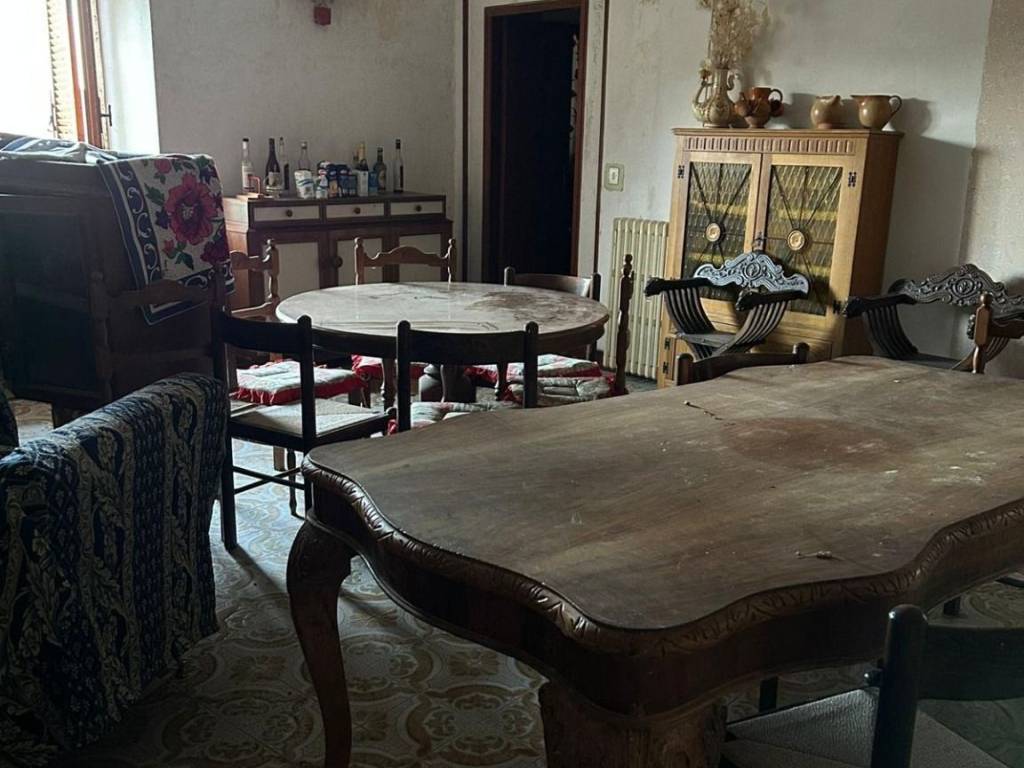 Appartamento a Carsoli in Rocca di Botte Carsoli (AQ) - Foto 5