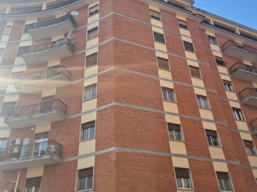 Appartamento a Frosinone in Piazza Caduti di Via Fani - Foto 2