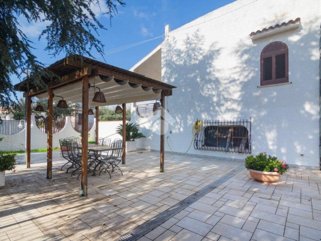 Villa a Conversano in Via Sacco e Vanzetti, 5 - Foto 4