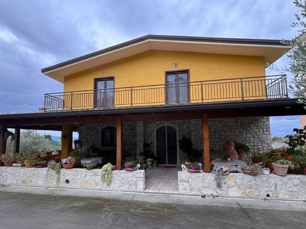 Casa indipendente a Ariano irpino in Contrada Loreto - Foto 5