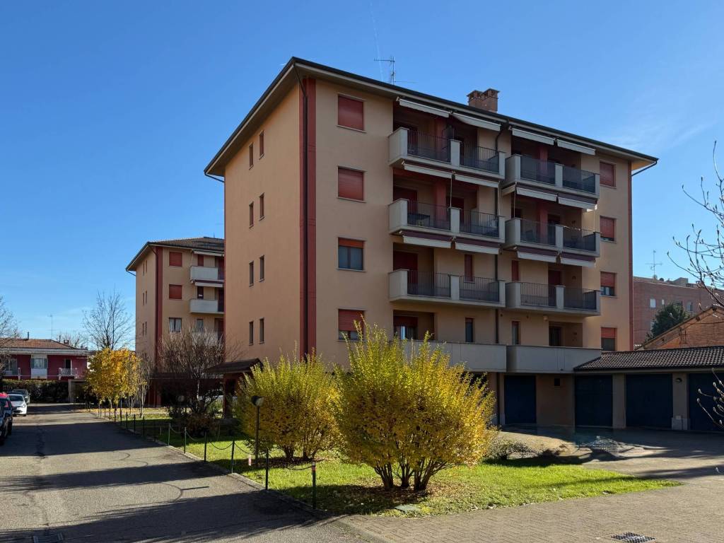 Appartamento a Voghera in Strada Bobbio, 28 - Foto 2