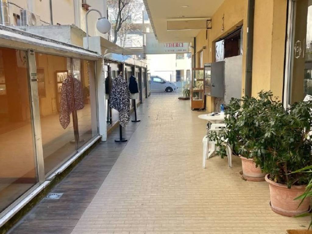 Appartamento a Rimini in Viale Regina Margherita, 253 - Foto 4
