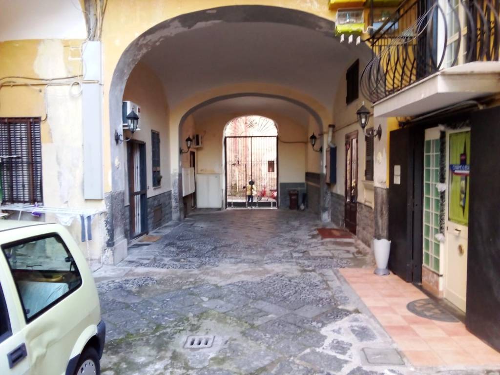 Appartamento a Portici in Via Naldi, 40 - Foto 2