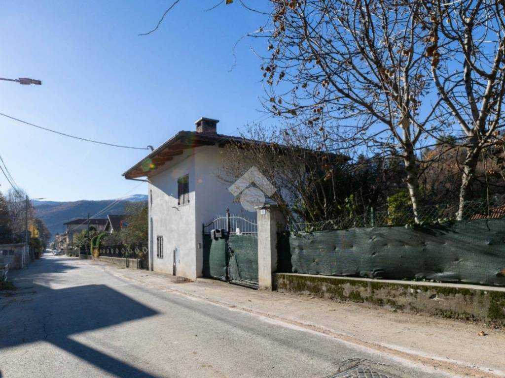 Casa indipendente a Luserna san giovanni in Strada del Baussan, 45 - Foto 5