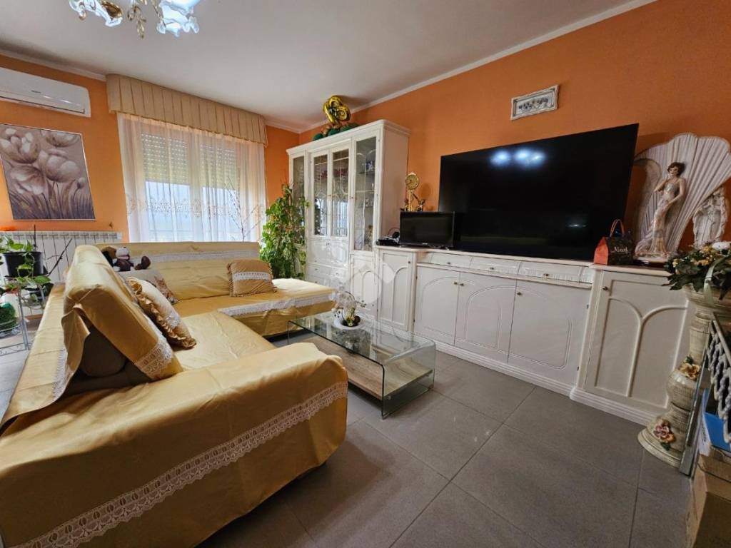 Appartamento a Torremaggiore in Via Colacchio - Foto 3